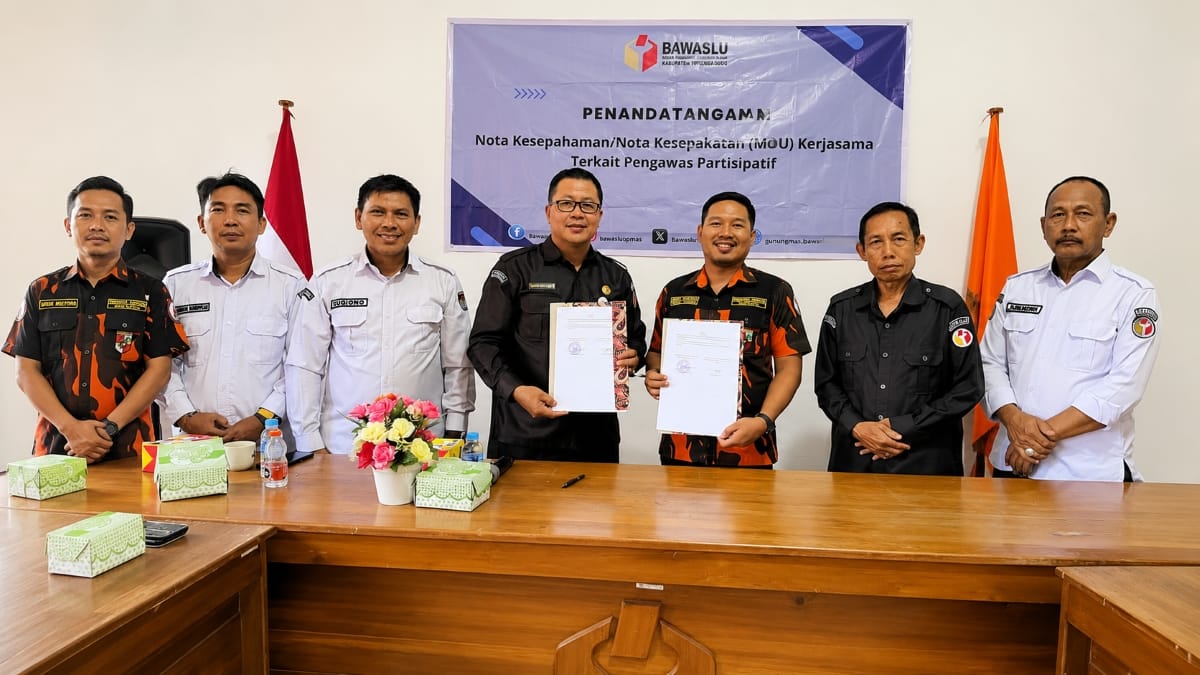 Bawaslu Gunung Mas dan SAPMA PP Gunung Mas teken MoU pengawasan partisipatif pemilih pemula