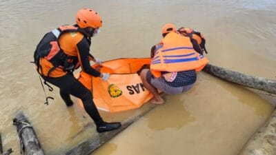 Tiga Hari Dicari, Korban Kelotok Tenggelam Ditemukan Tewas di DAS Kahayan 