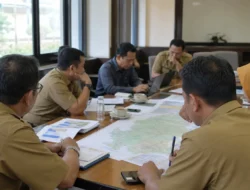 Bagaimana Pemerintah Daerah Menyusun dan Menjalankan Kebijakan Publik